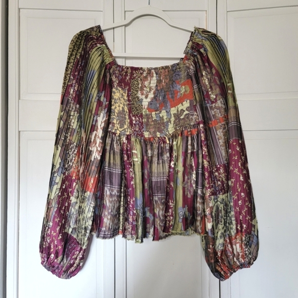 NWOT Anthro Letmebe Smocked Off the Shoulder Blouse Size US 6 Plum Burgundy - Picture 5 of 11